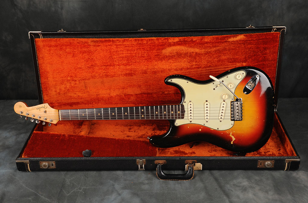 1963 Fender Stratocaster Sunburst (2)