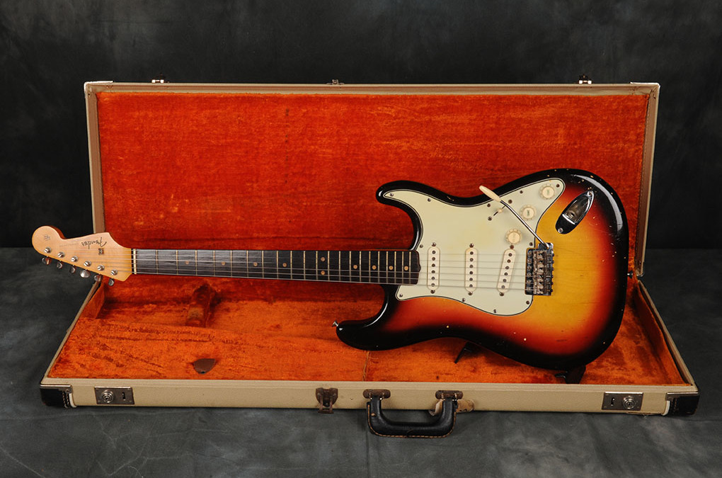 1964 Fender Stratocaster Sunburst (2)