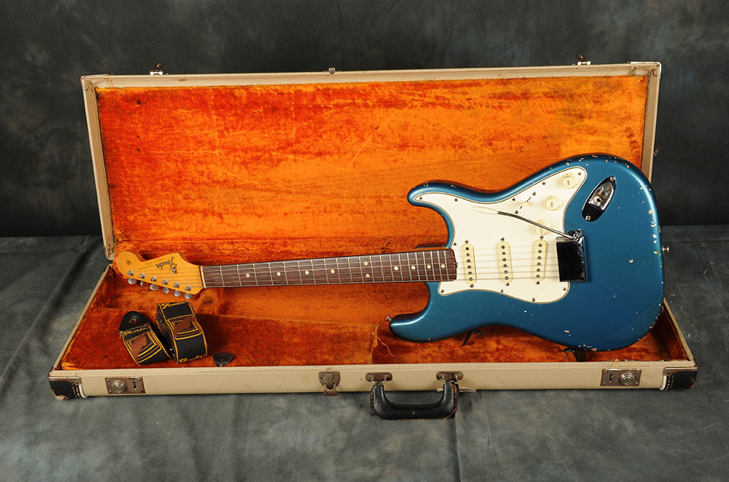 1965 Fender Stratocaster Lake Placid Blue