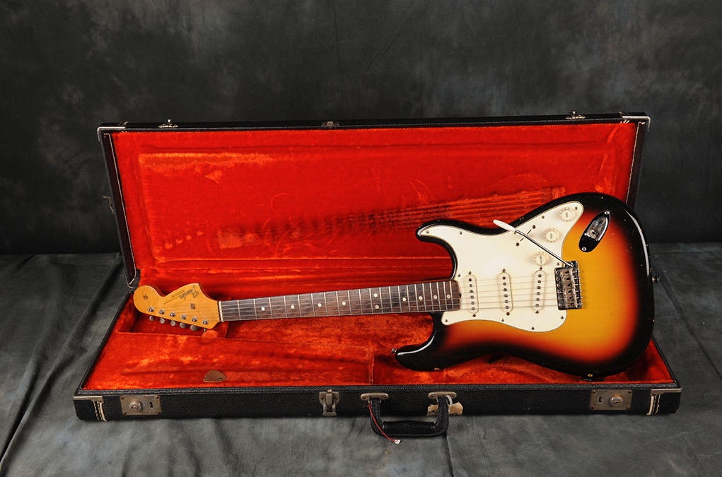 1966 Fender Stratocaster Sunburst (5)