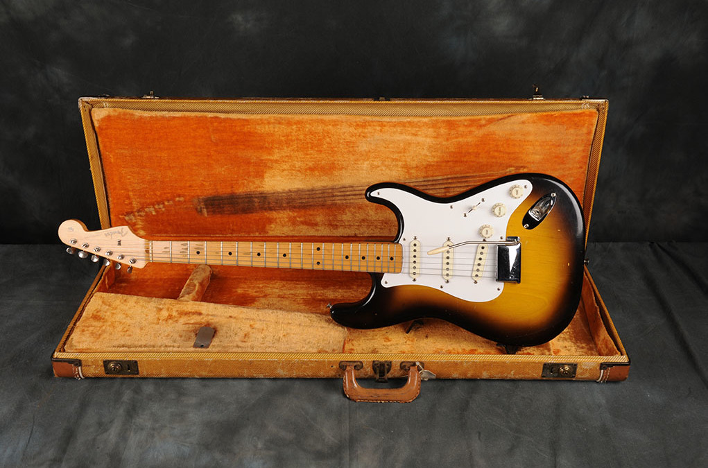 1957 Fender Stratocaster Sunburst 2 toni