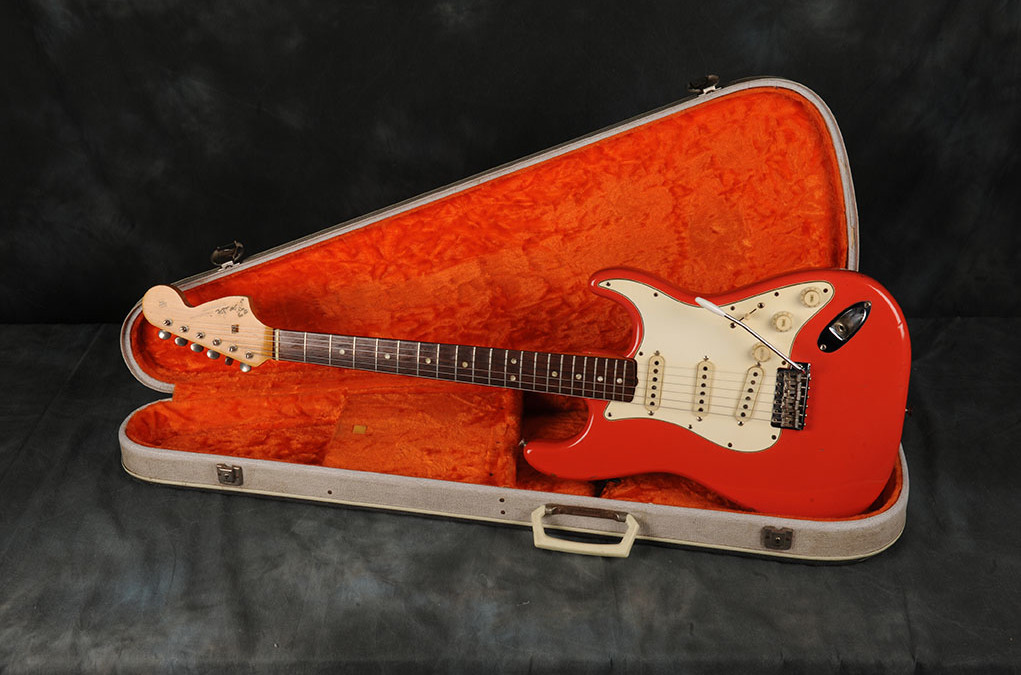 1967 Fender Stratocaster Fiesta Red