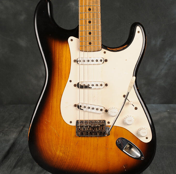 Fender-Stratocaster-1954-sunburst (4)