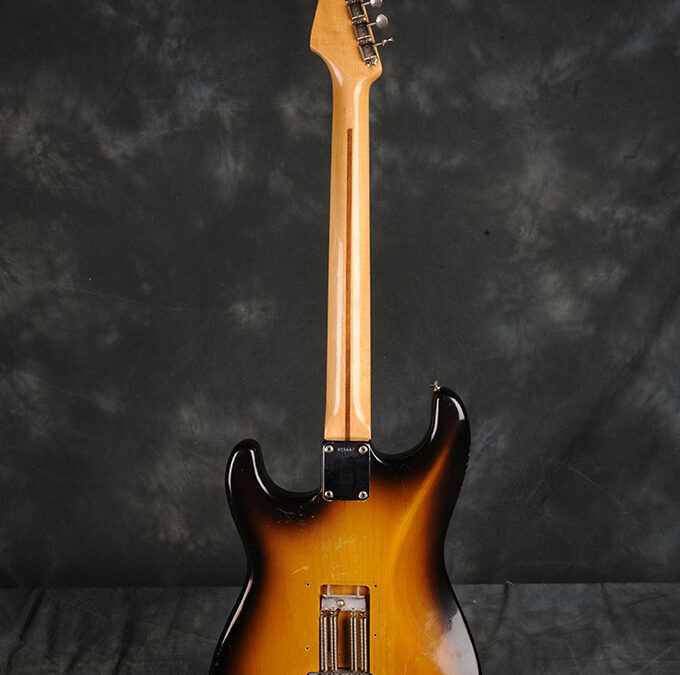Fender-Stratocaster-1957-sunburst (9)