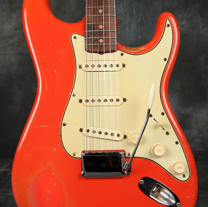 Fender Stratocaster 1964 Fiesta Red (2)