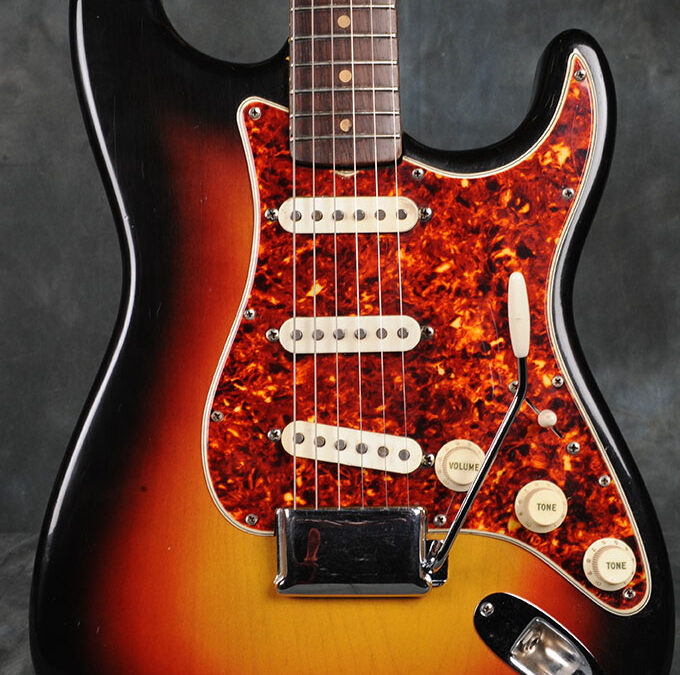 Fender Stratocaster 1964 Sunburst 5 (2)