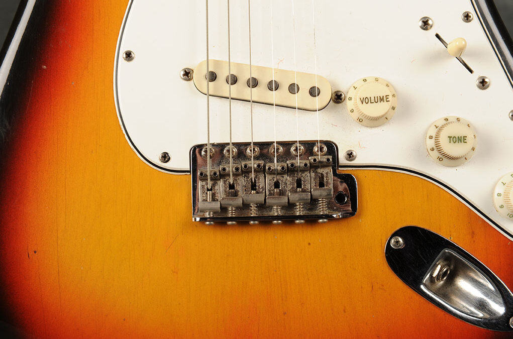Fender Stratocaster 1966 Sunburst 6 (9)