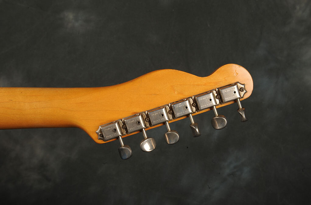 Fender Telecaster 1966 Sunburst (7)