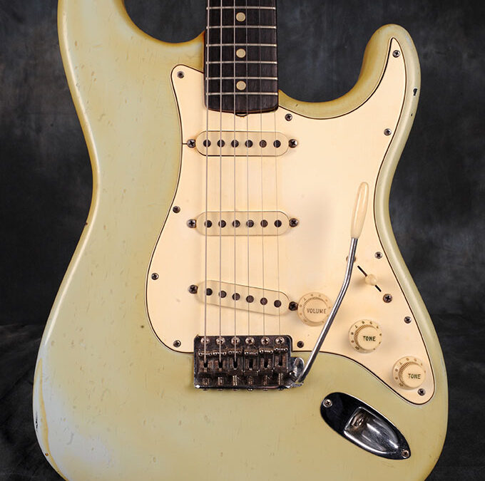 Fender stratocaster 1967 Sonic Blue (3)